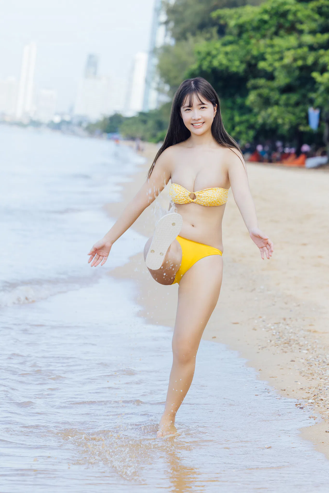 [Photobook] 2025.05.01 天羽希純「抱いてみる？」【ヤングチャンピオンデジグラ】