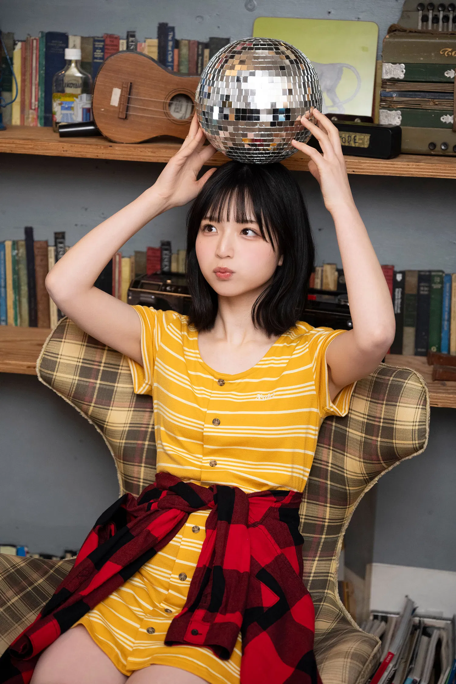 [Photobook] 【カバーガラスガール】曽川咲葵（STU48）タイトルは「 」