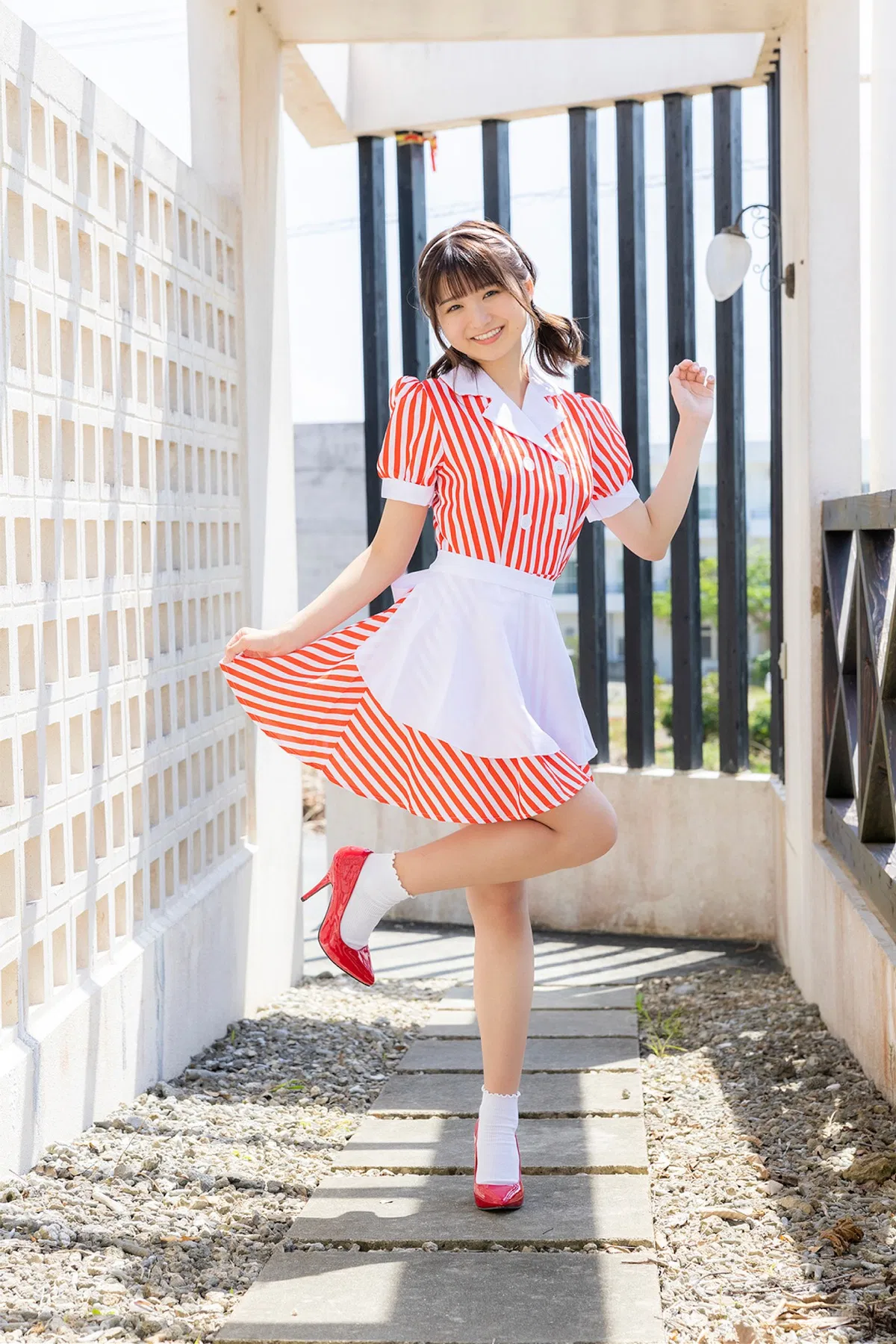 [Photobook] ギルドデジタル写真集 倉沢しえり『好きッ！』
