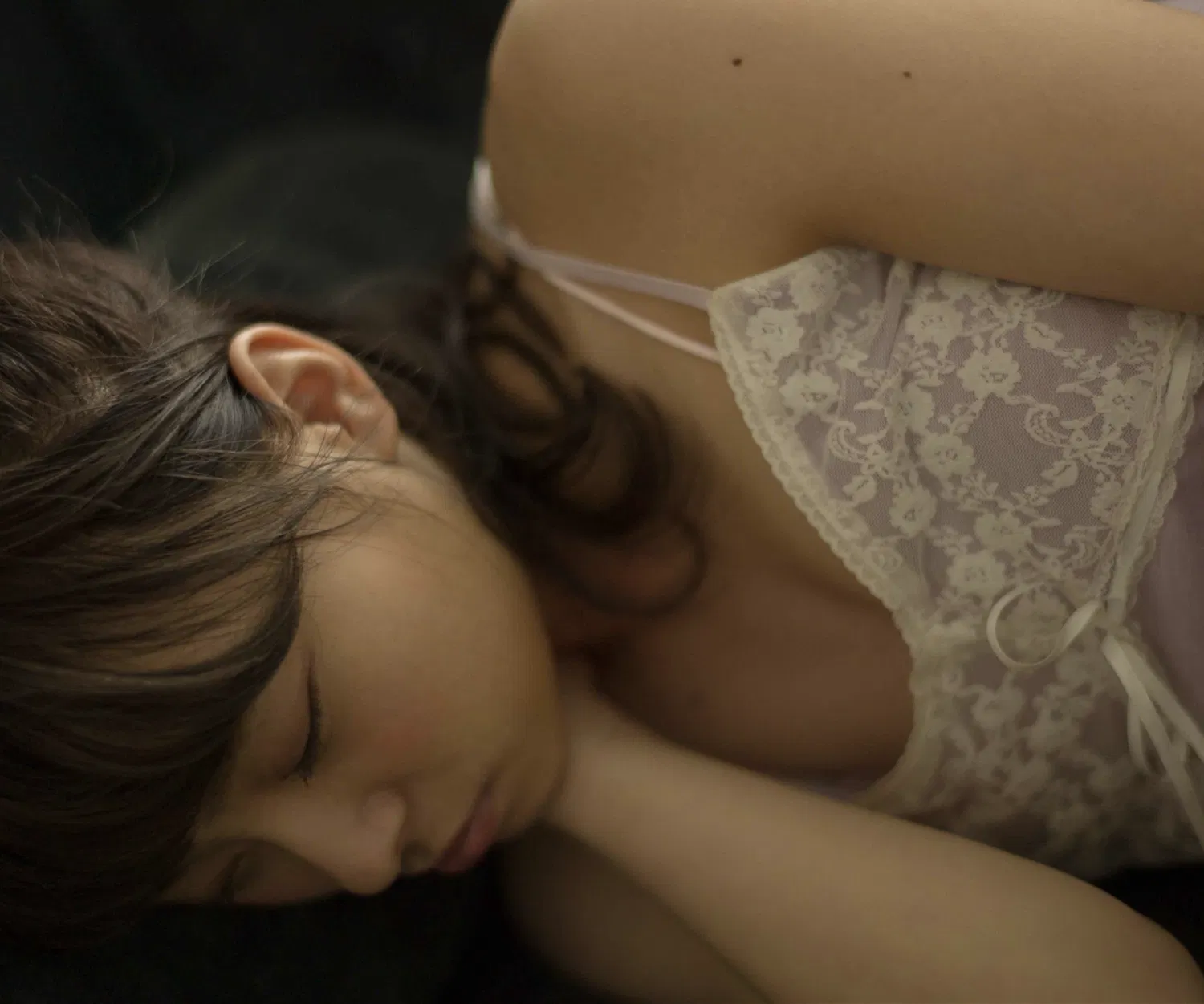 [Photobook] デジタル週プレWeekly写真集 佐藤麗奈『不思議の国のさとれな』