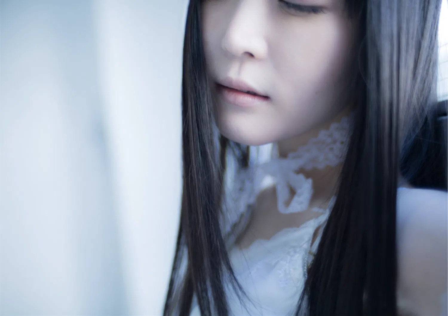 [Photobook] 七菜乃写真集『White』