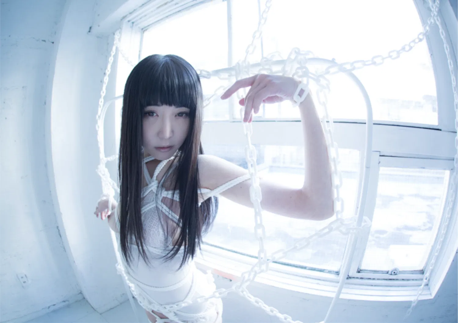 [Photobook] 七菜乃写真集『White』