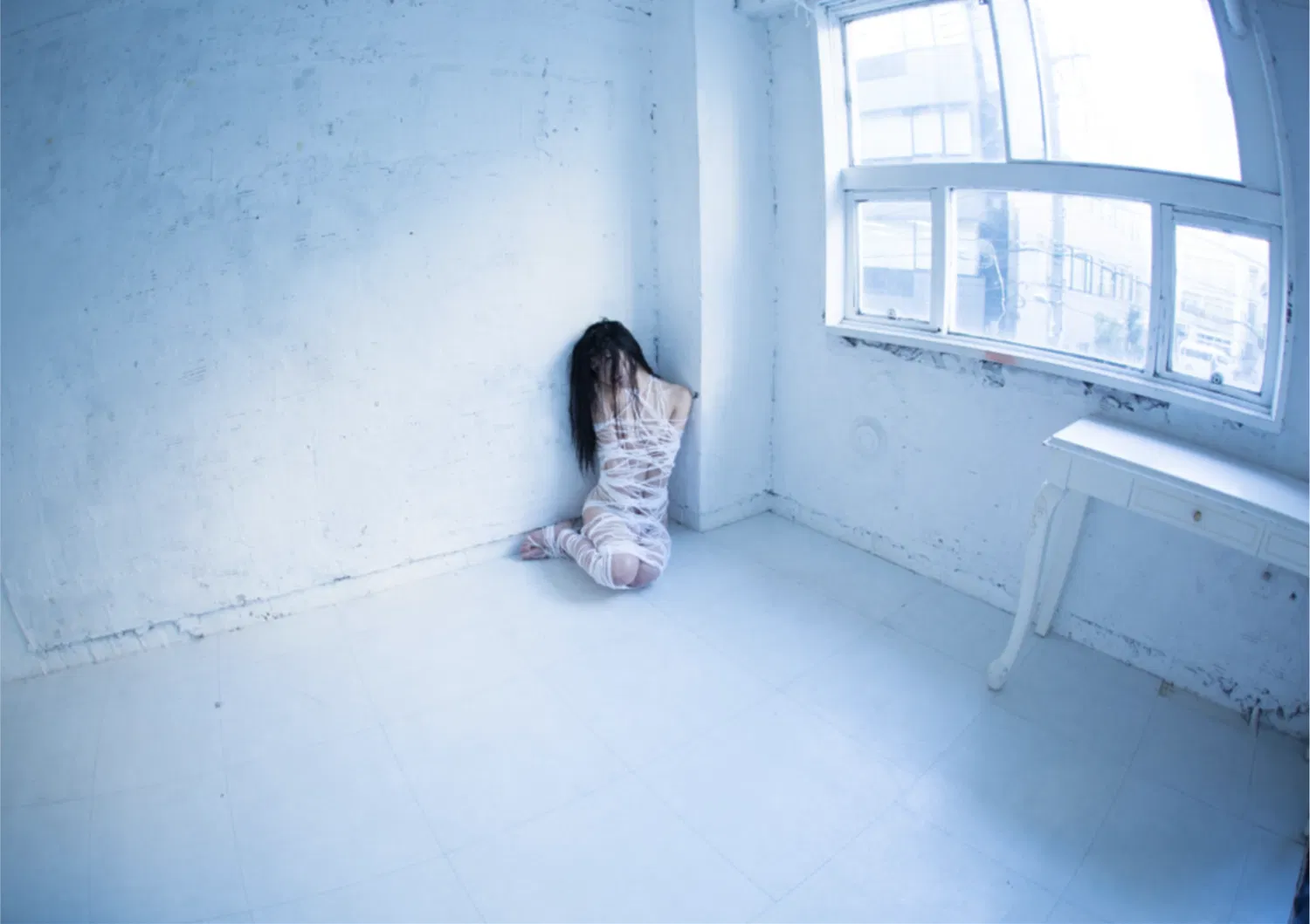 [Photobook] 七菜乃写真集『White』
