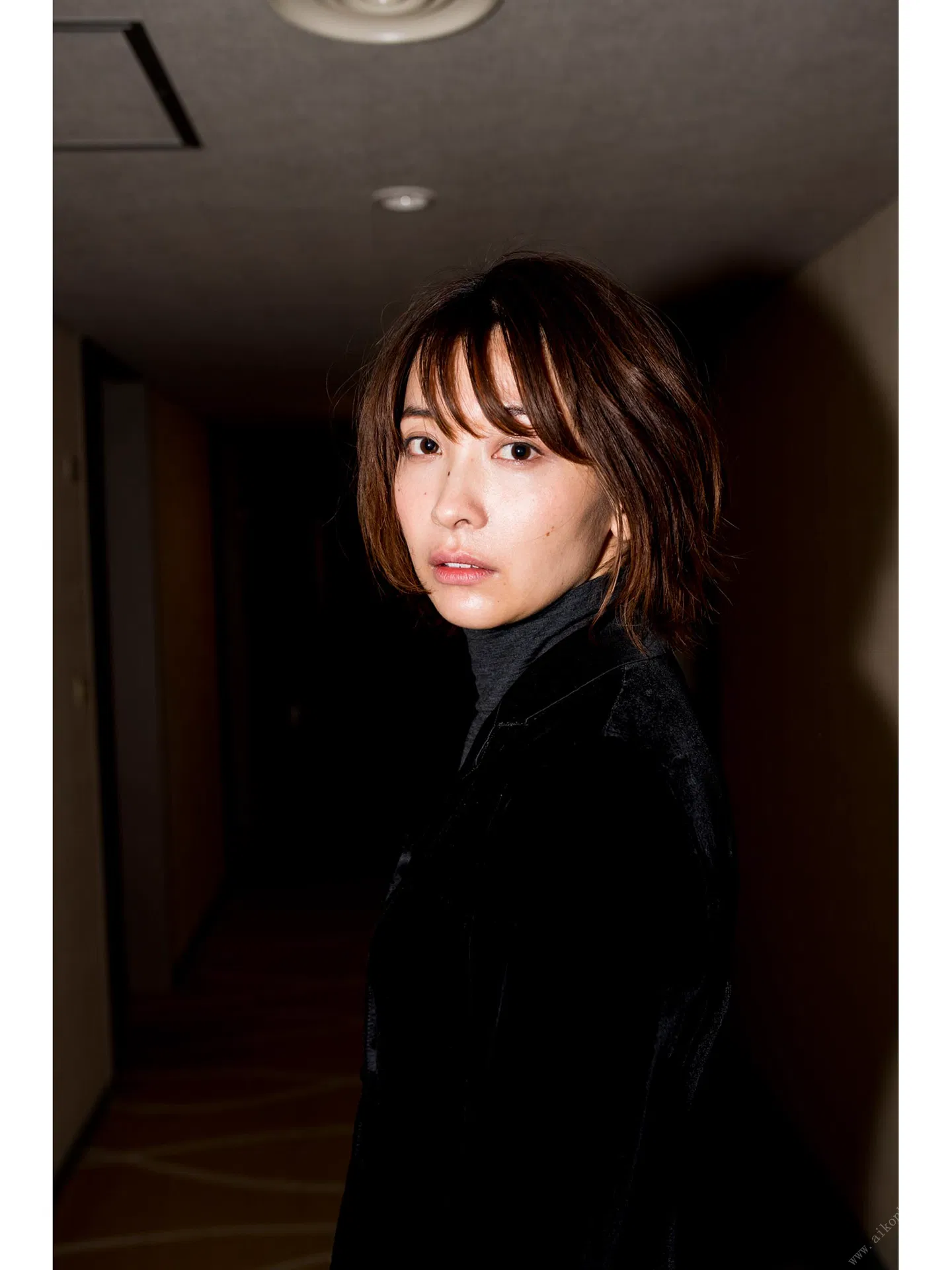 [Photobook] 山崎真実×舞山秀一　silent 週刊ポストデジタル写真集