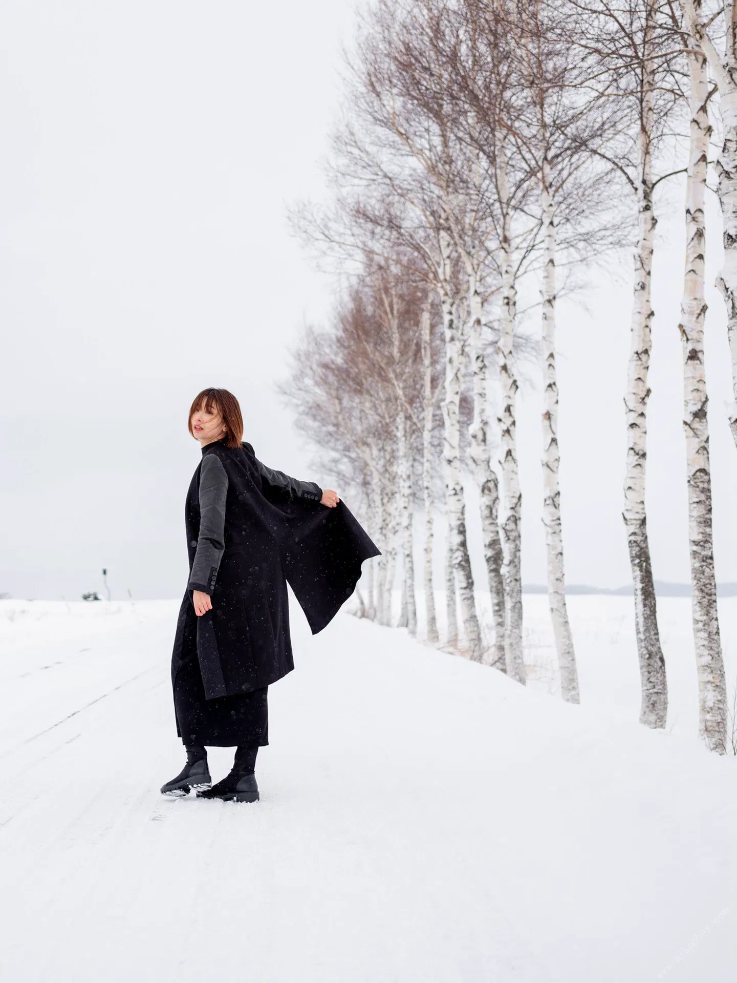 [Photobook] 山崎真実×舞山秀一　silent 週刊ポストデジタル写真集