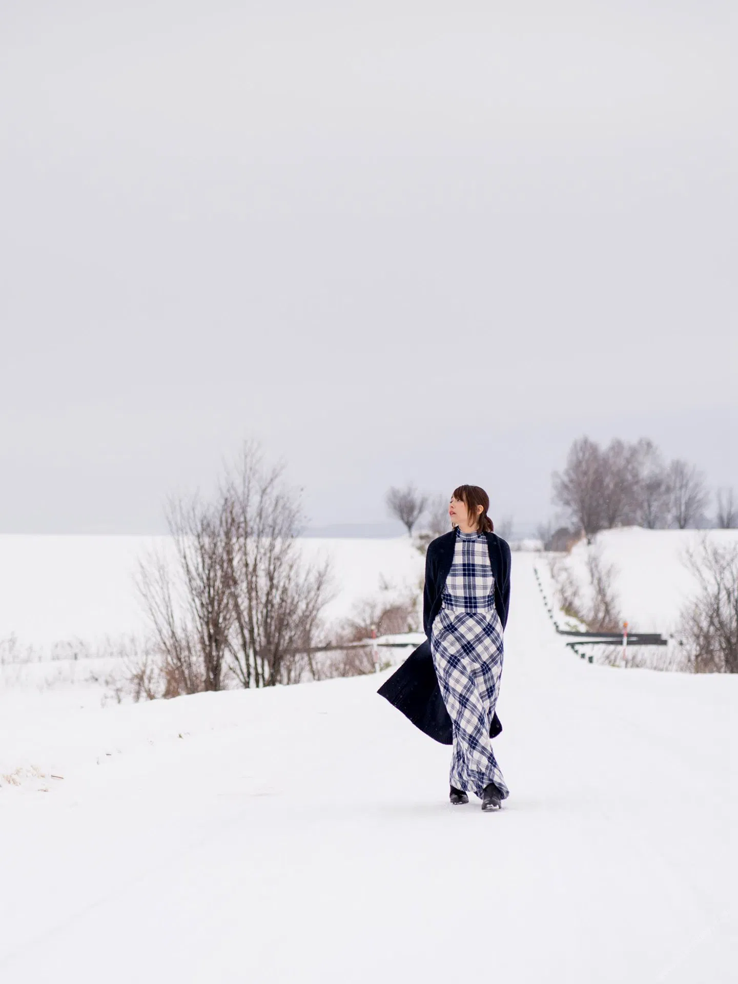 [Photobook] 山崎真実×舞山秀一　silent 週刊ポストデジタル写真集