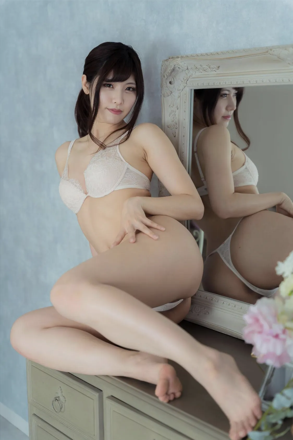 [Photobook] 春日ひなた グラビアアイドル『GOLD RUSH』
