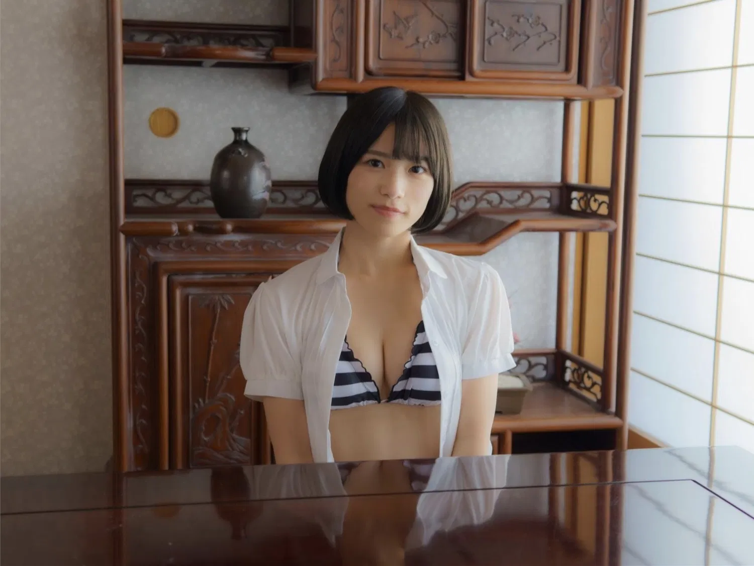 [Photobook] 村上りいな フェティッシュ写真集『ニーハイソックスになりたくて』(エンタメ娯楽ちゃんねる)