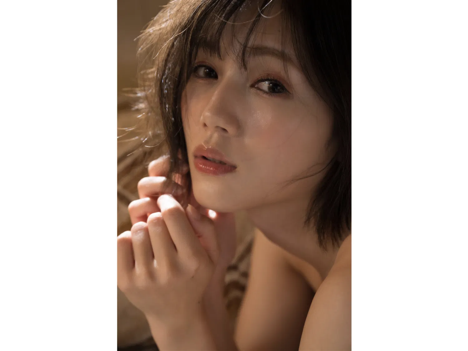 [Photobook] 涼森れむ グラビア写真集『優艶 Romantic』