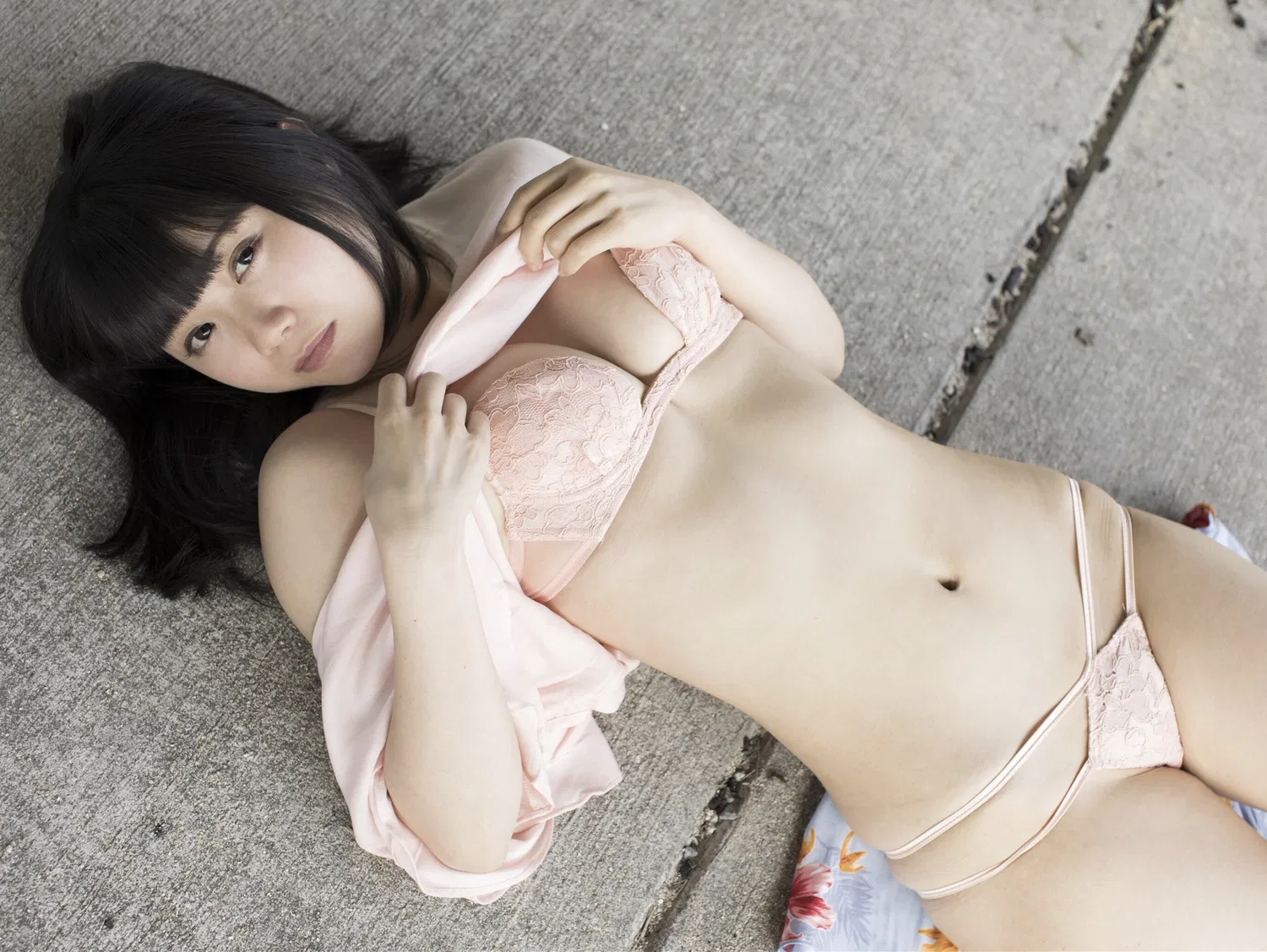 [Photobook] 激撮 峰尾こずえ 写真集 尻想い (ラビリンス)