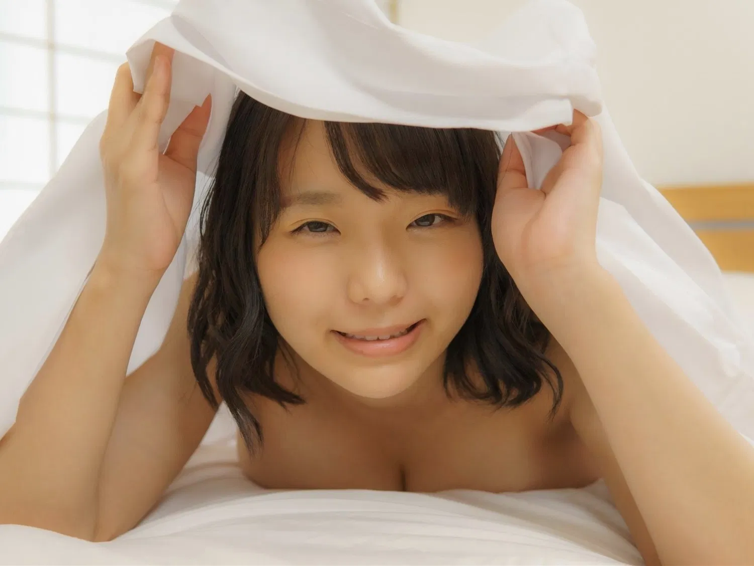 [Photobook] 稲場るか『爆乳若妻』人妻物語 (エンタメ娯楽チャンネル)