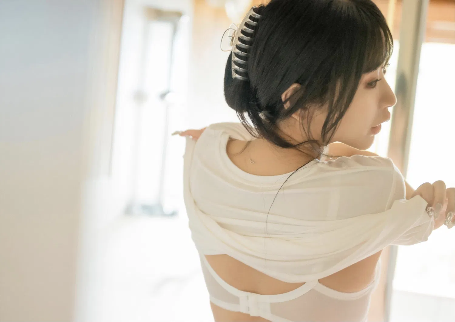 [Photobook] 花宮いのり 写真集『ふたりきり』(wunder publishing house)