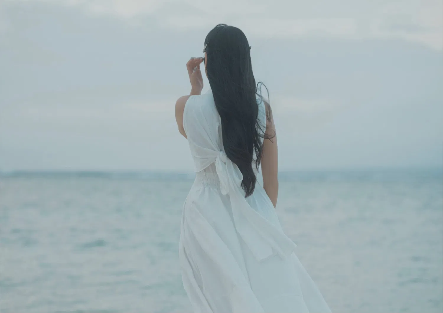 [Photobook] 花宮いのり 写真集『ふたりきり』(wunder publishing house)