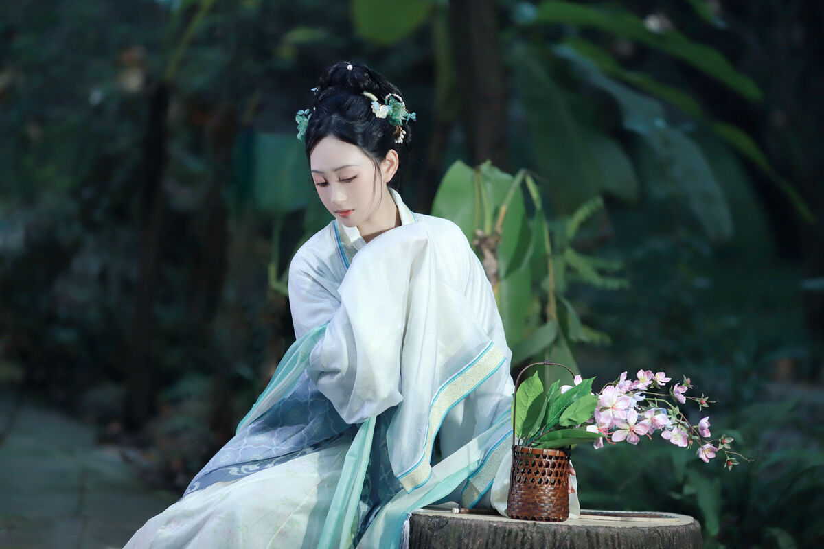 YiTuYu艺图语 Vol.8859 Xiao Wang Sui Bin Bin