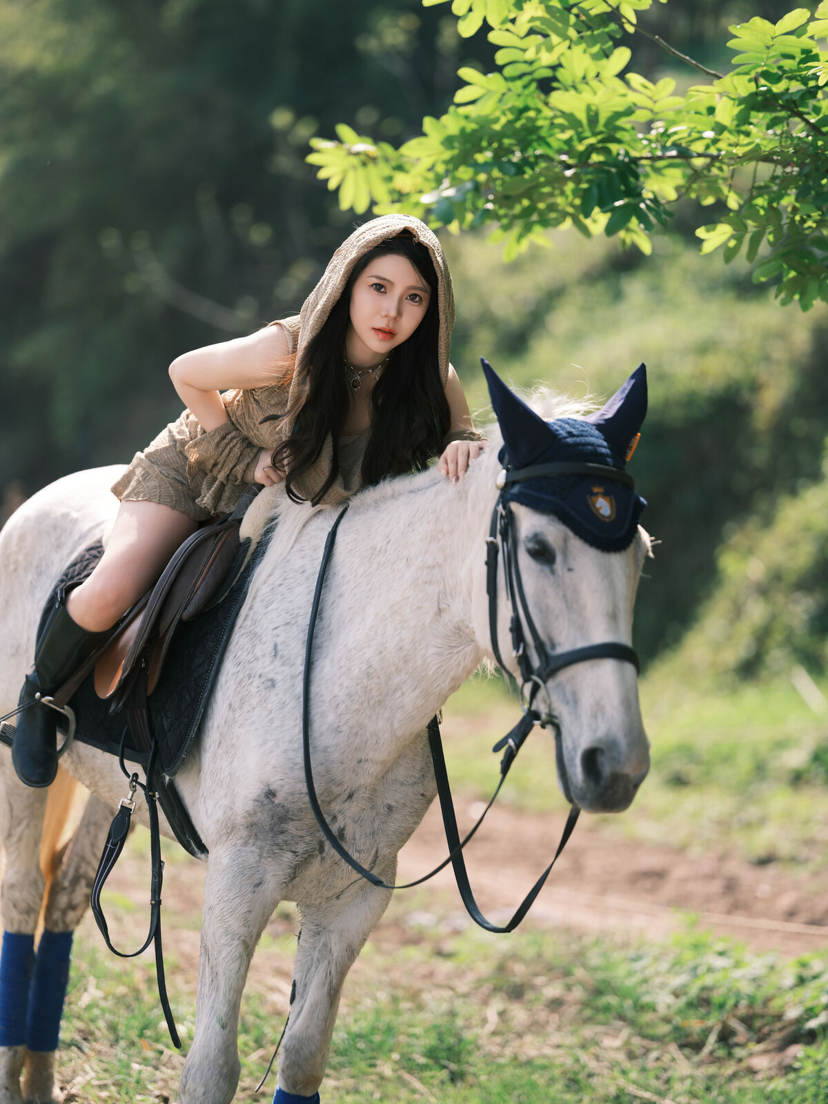 YiTuYu艺图语 Vol.8864 Bu Gen Sui