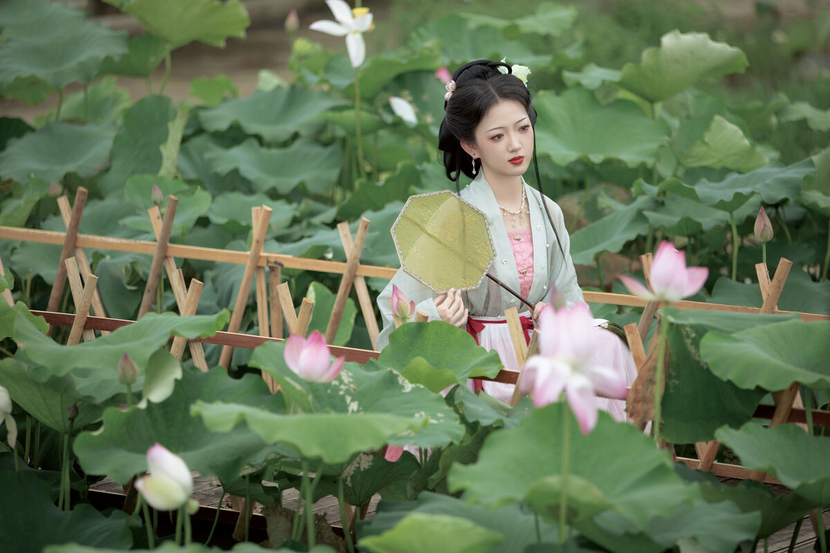 YiTuYu艺图语 Vol.8865 Ying Ying