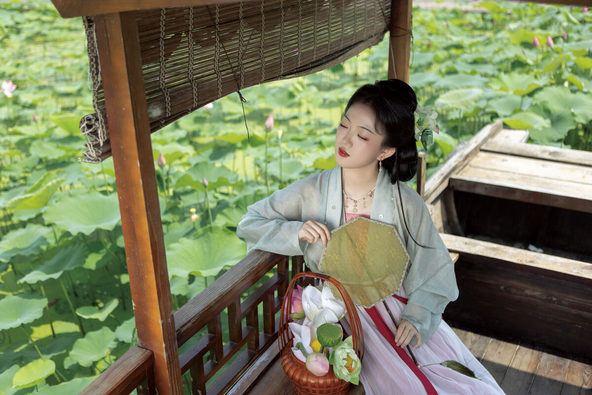 YiTuYu艺图语 Vol.8865 Ying Ying