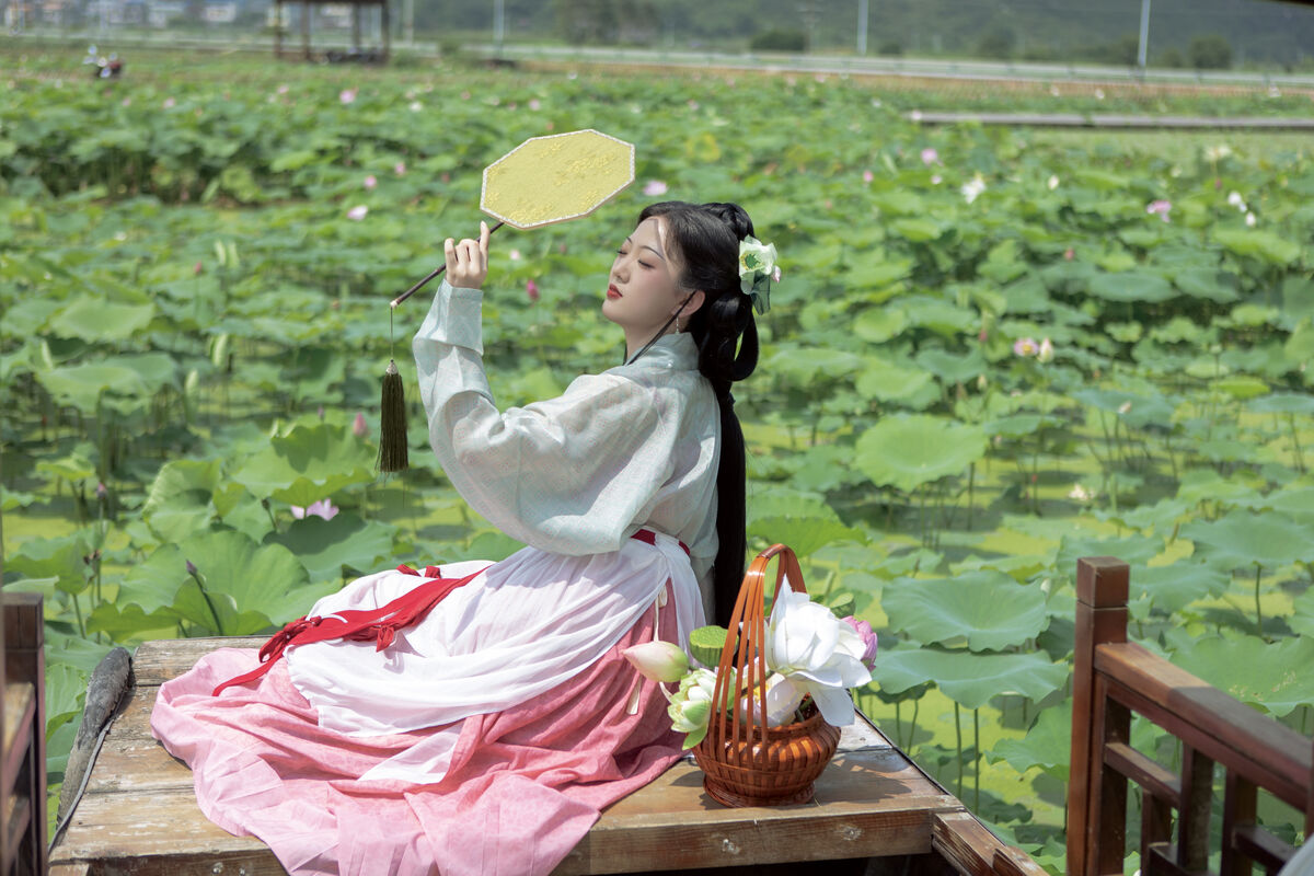 YiTuYu艺图语 Vol.8865 Ying Ying