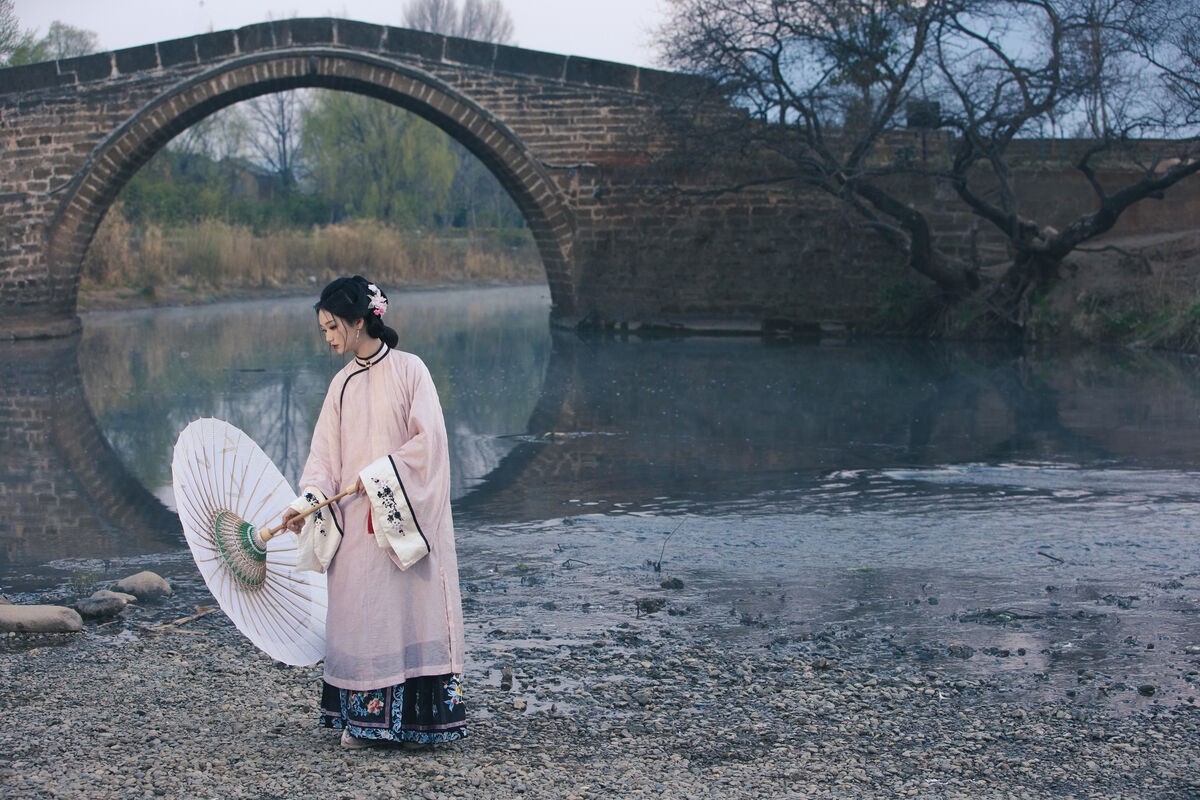 YiTuYu艺图语 Vol.8869 Yi Ming