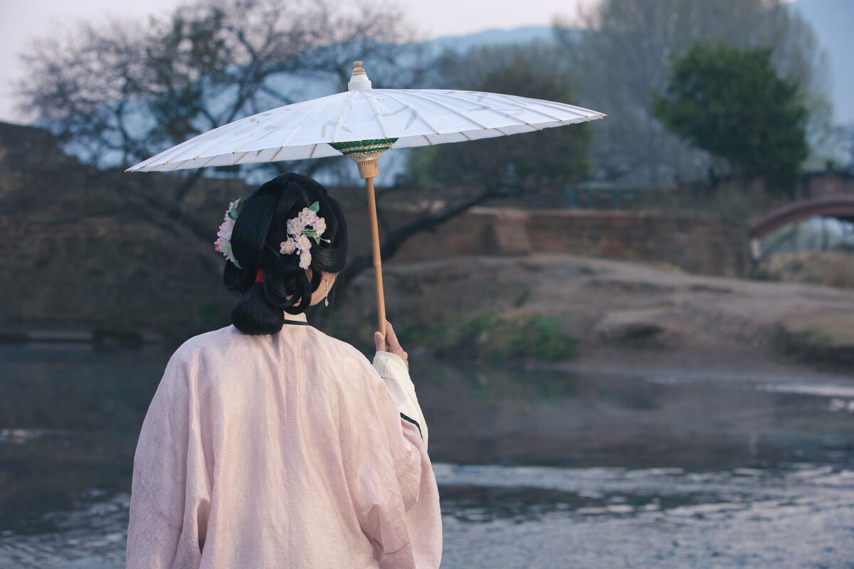 YiTuYu艺图语 Vol.8869 Yi Ming