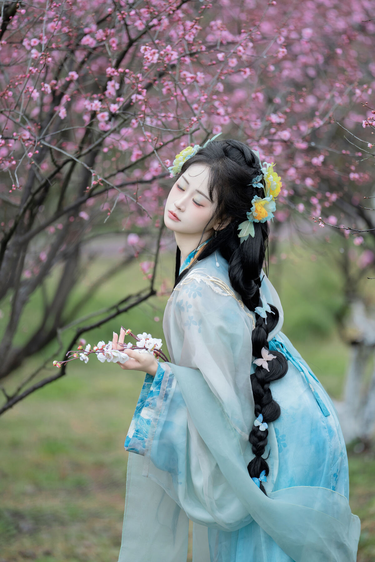 YiTuYu艺图语 Vol.8870 Jiao Yi Zhi Sui Sui