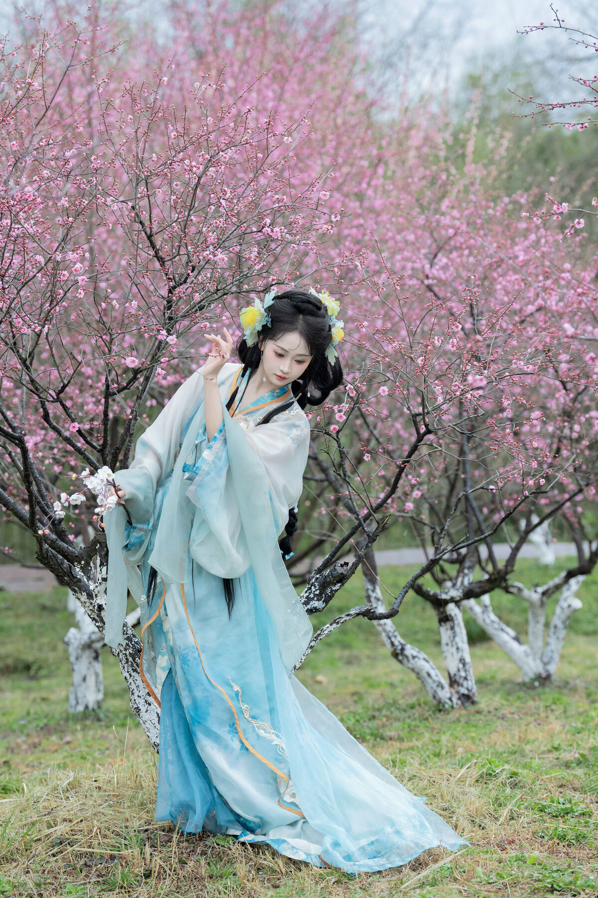 YiTuYu艺图语 Vol.8870 Jiao Yi Zhi Sui Sui