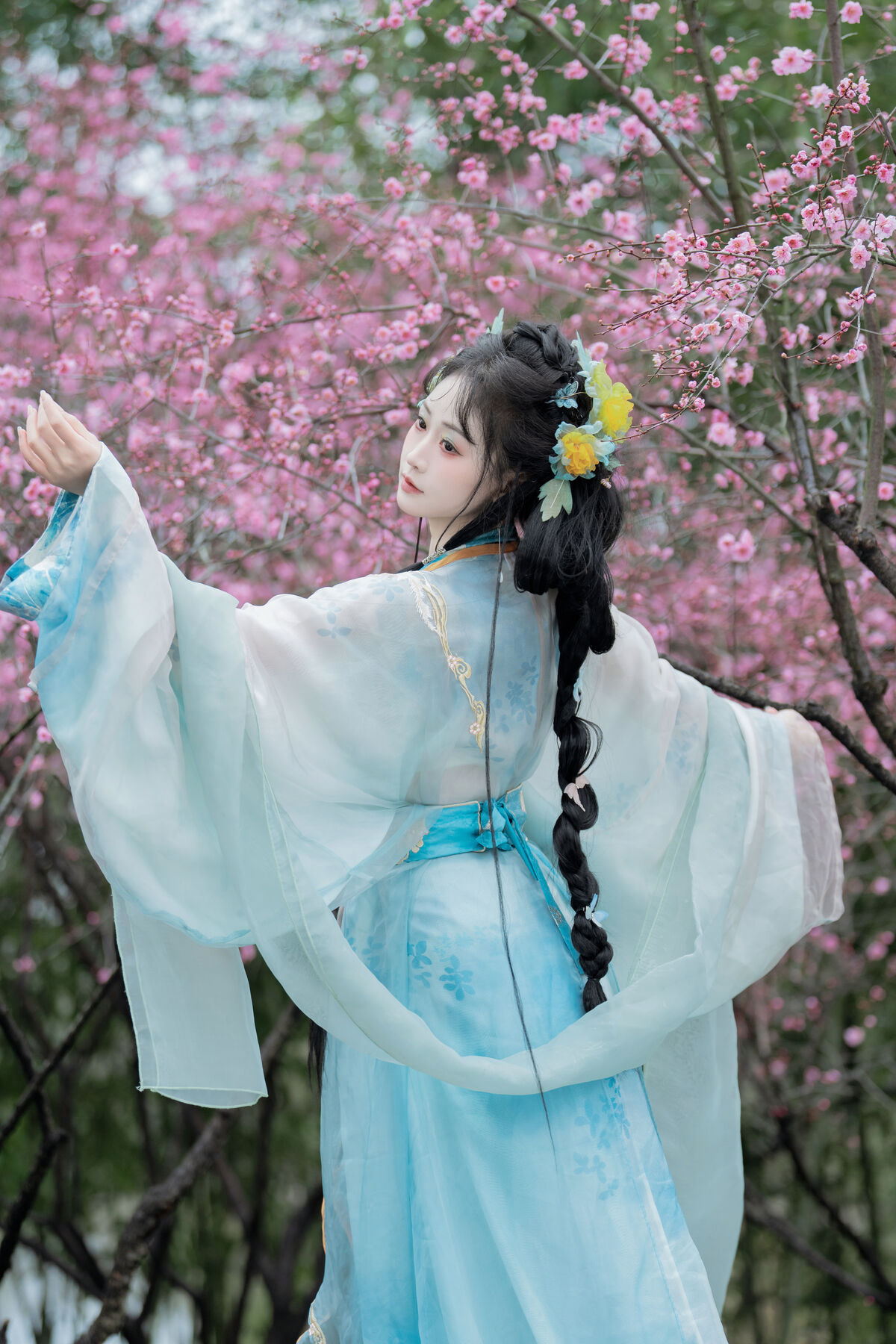 YiTuYu艺图语 Vol.8870 Jiao Yi Zhi Sui Sui