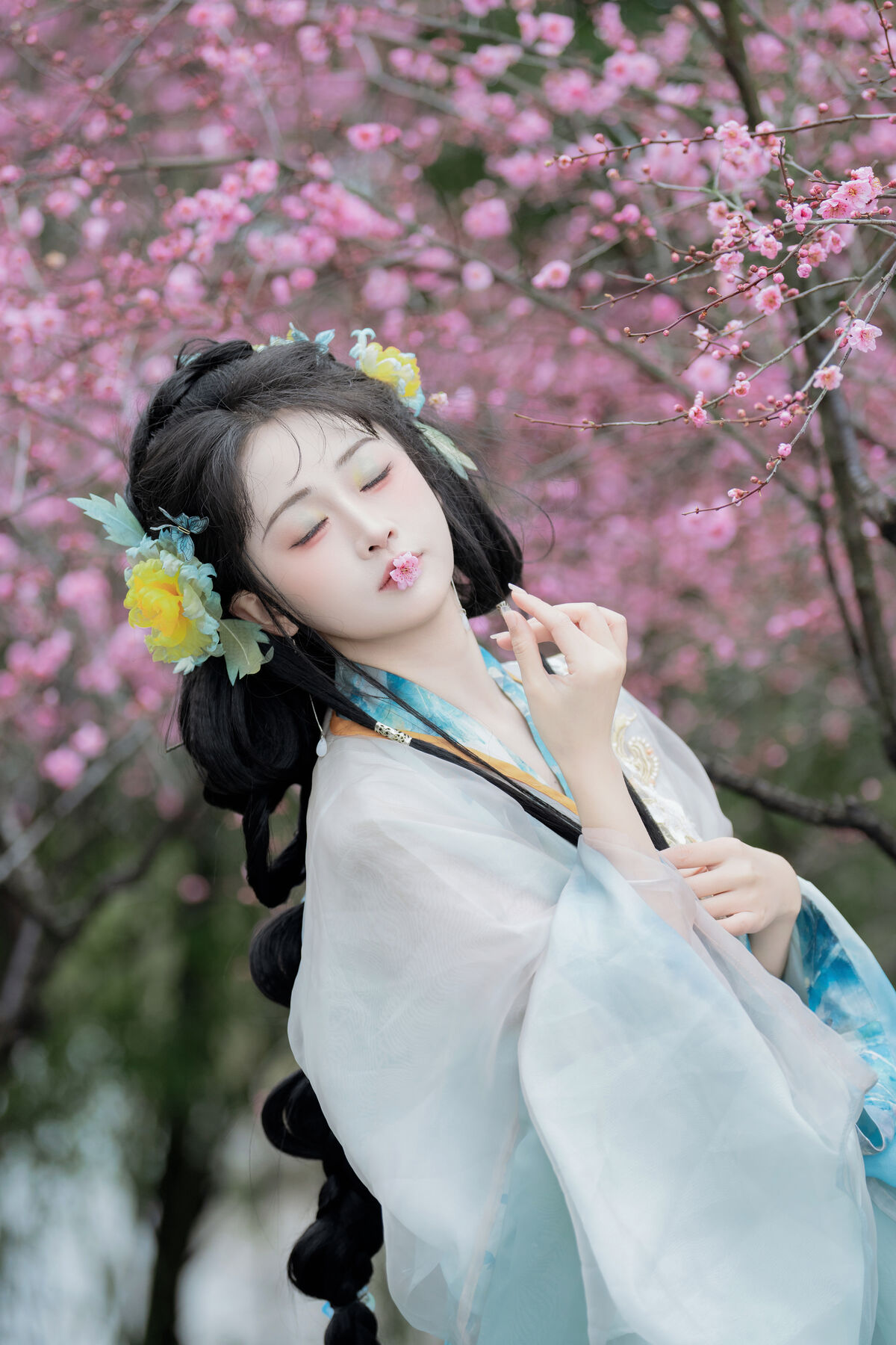 YiTuYu艺图语 Vol.8870 Jiao Yi Zhi Sui Sui