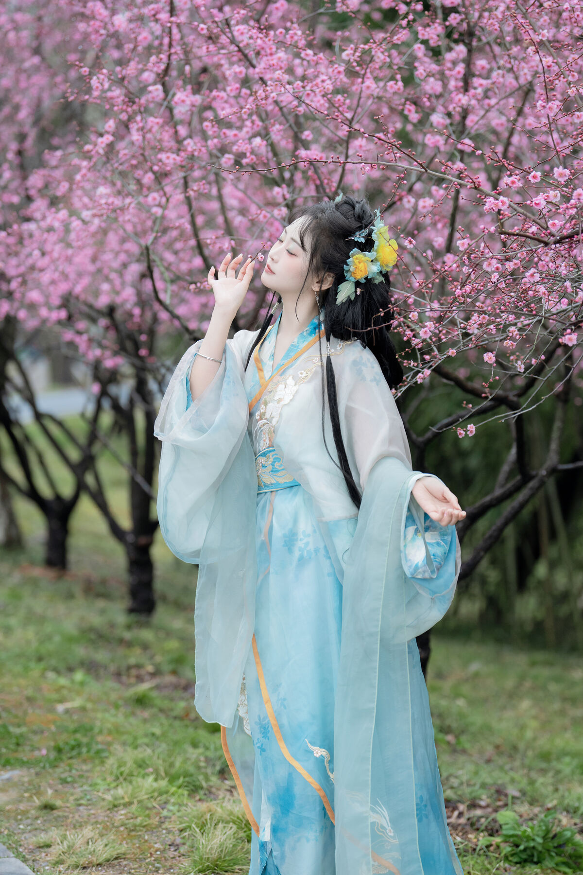 YiTuYu艺图语 Vol.8870 Jiao Yi Zhi Sui Sui