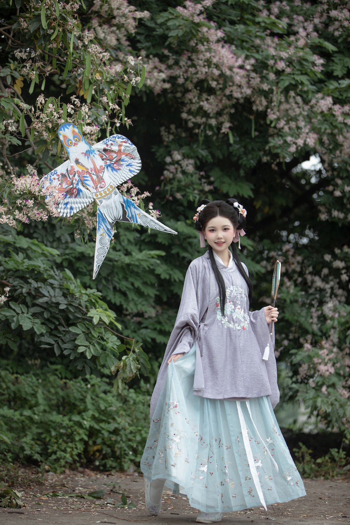 YiTuYu艺图语 Vol.8872 E E Chi Bu Bao