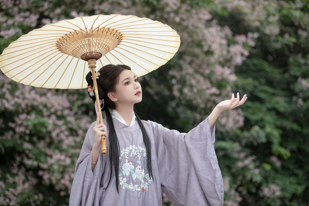 YiTuYu艺图语 Vol.8872 E E Chi Bu Bao