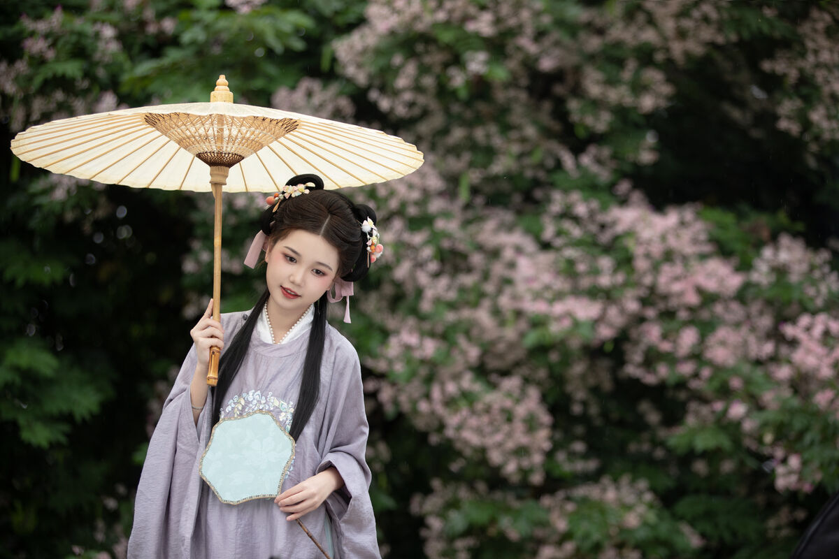 YiTuYu艺图语 Vol.8872 E E Chi Bu Bao