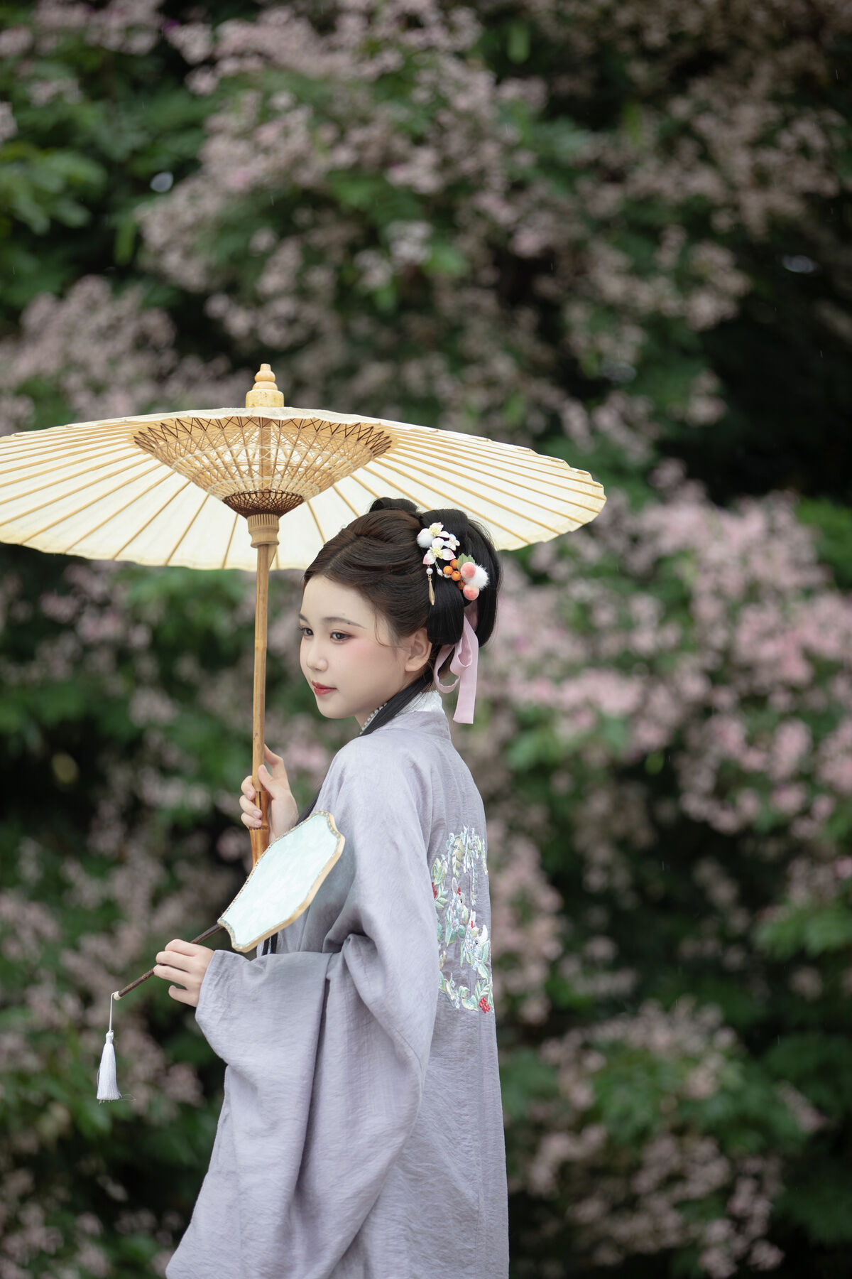 YiTuYu艺图语 Vol.8872 E E Chi Bu Bao