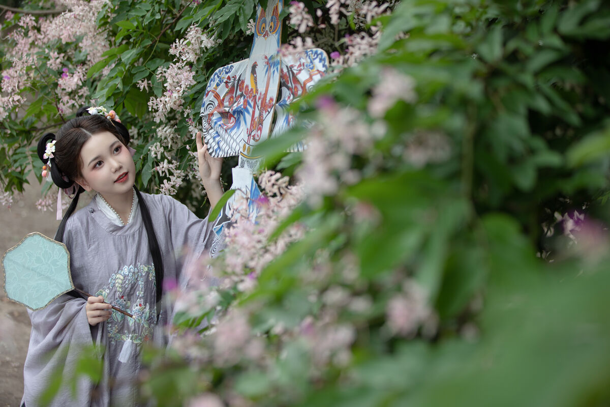 YiTuYu艺图语 Vol.8872 E E Chi Bu Bao