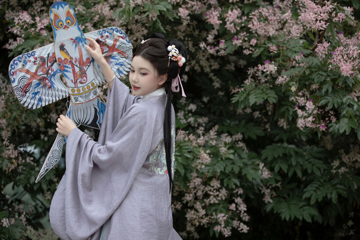 YiTuYu艺图语 Vol.8872 E E Chi Bu Bao