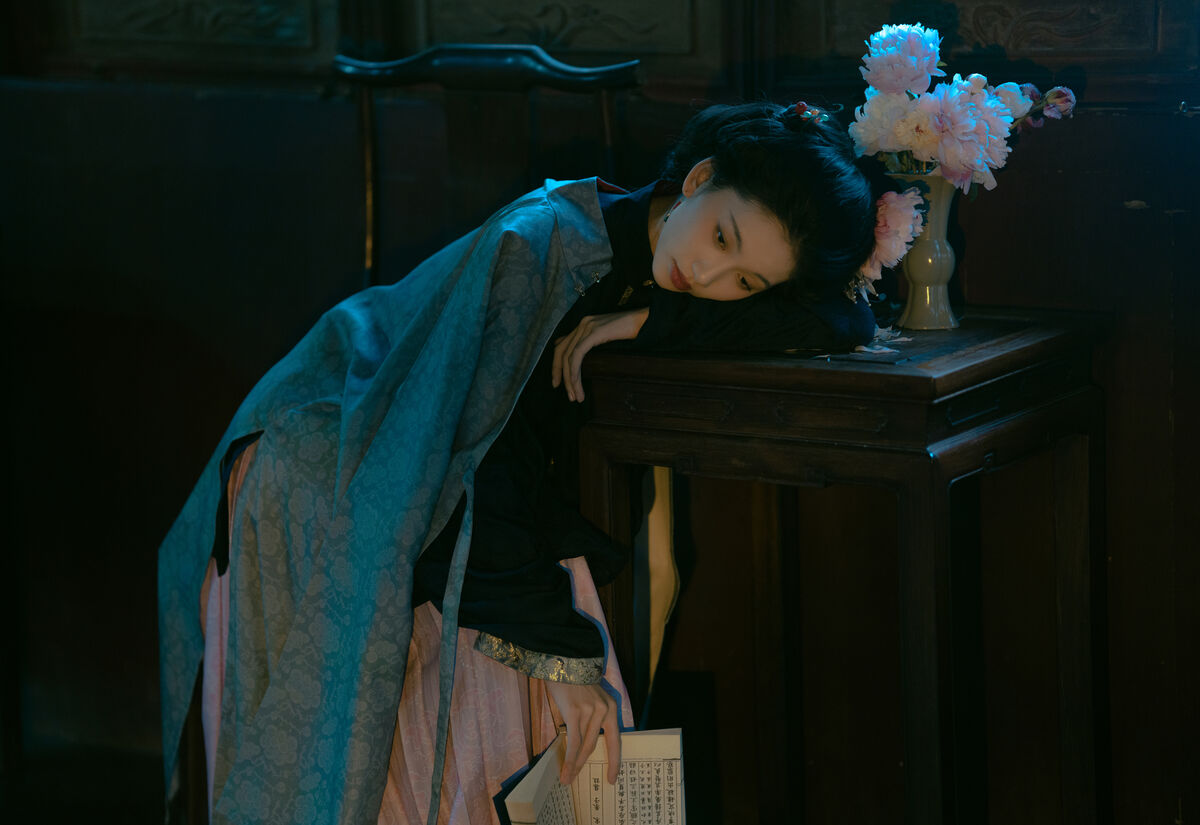 YiTuYu艺图语 Vol.8877 Er Yi Zhi