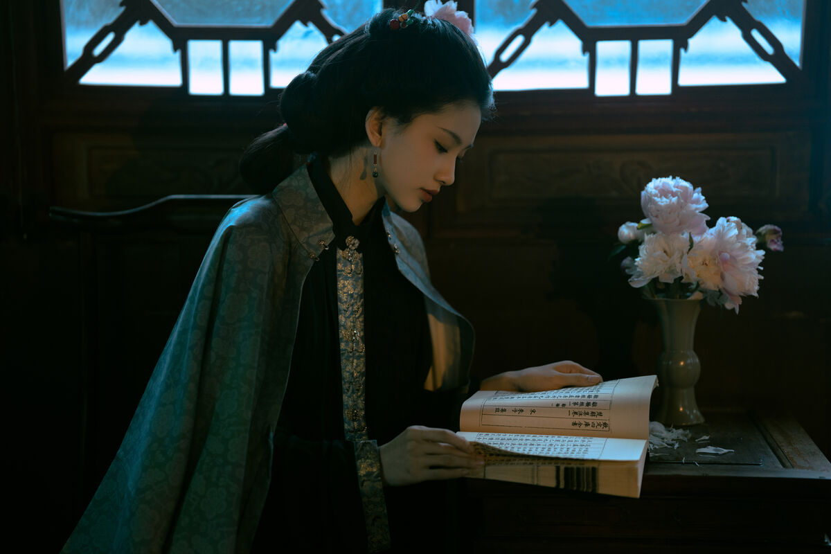 YiTuYu艺图语 Vol.8877 Er Yi Zhi