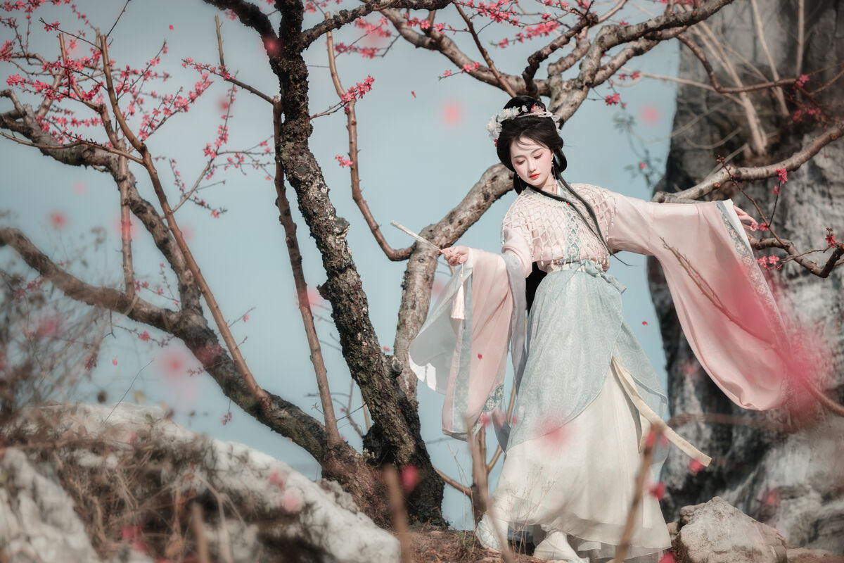 YiTuYu艺图语 Vol.8879 Da Wai Wai Ge