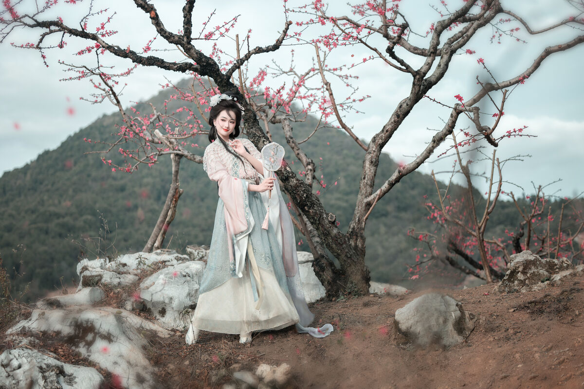 YiTuYu艺图语 Vol.8879 Da Wai Wai Ge