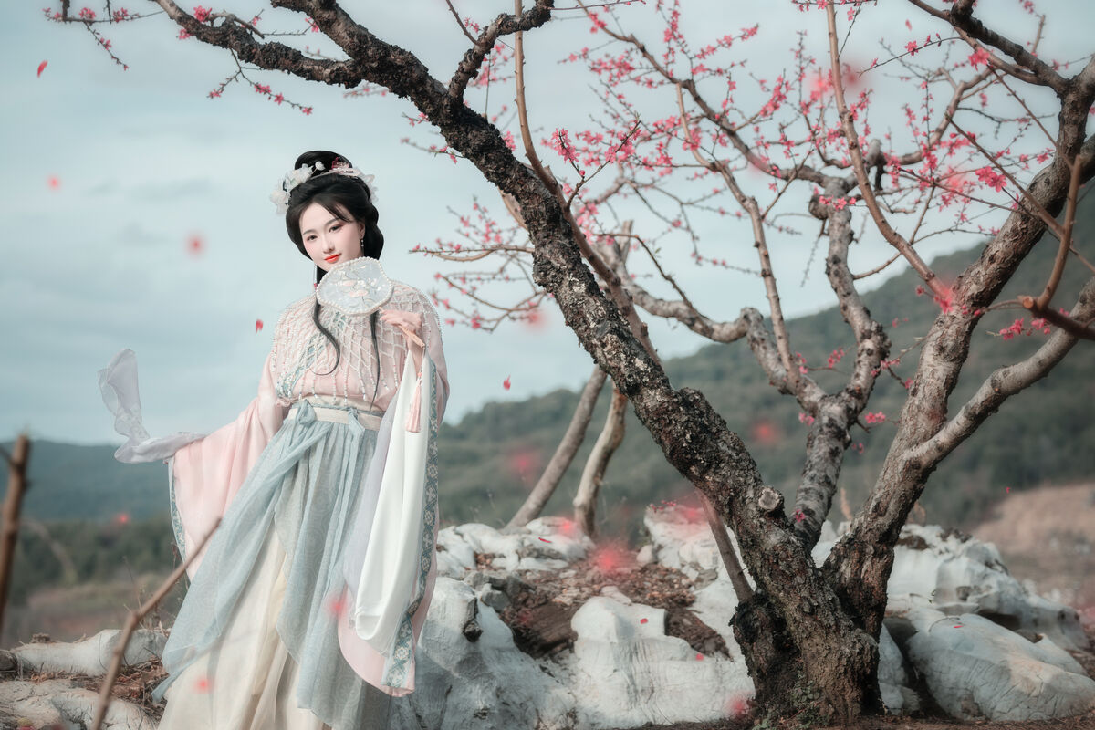 YiTuYu艺图语 Vol.8879 Da Wai Wai Ge