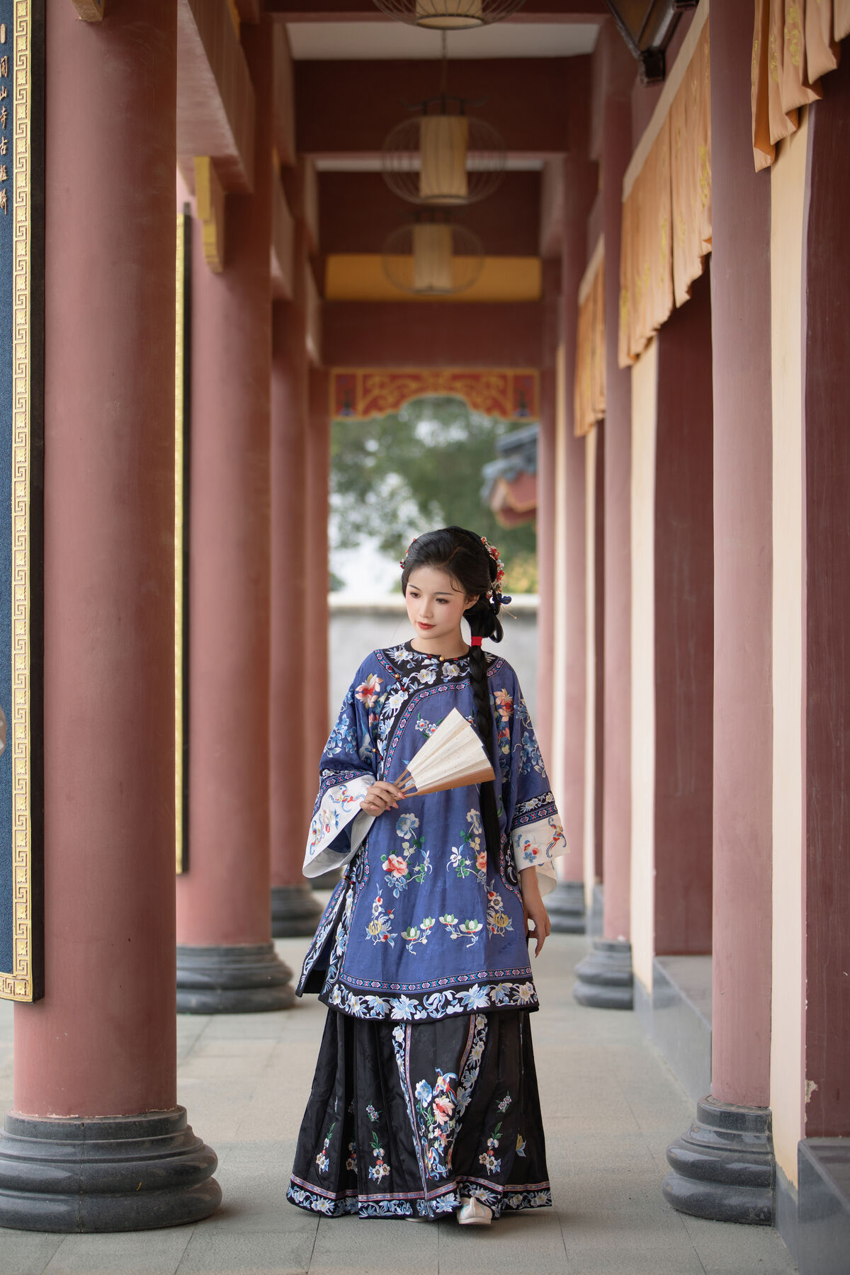 YiTuYu艺图语 Vol.8883 Xin Xin