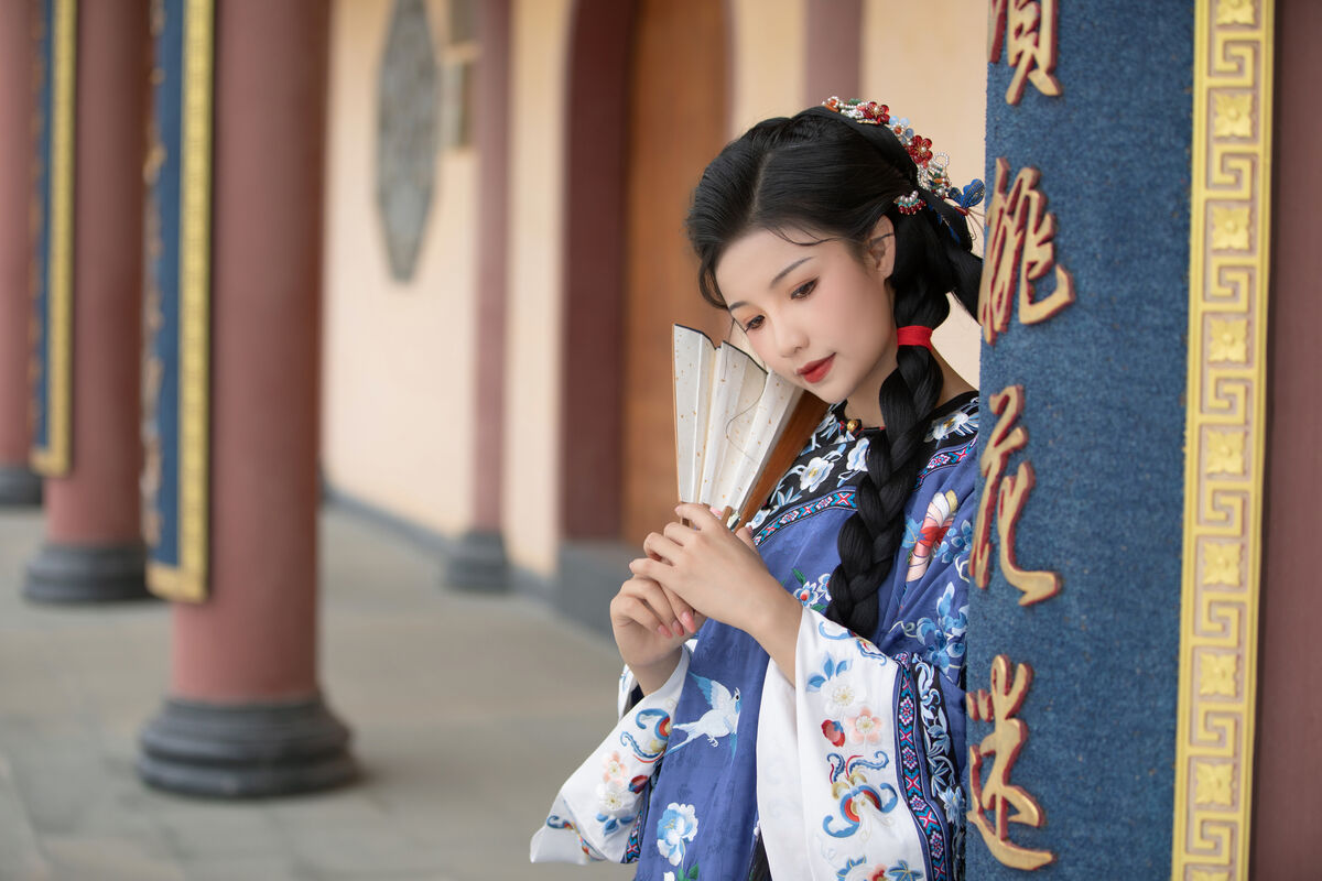 YiTuYu艺图语 Vol.8883 Xin Xin