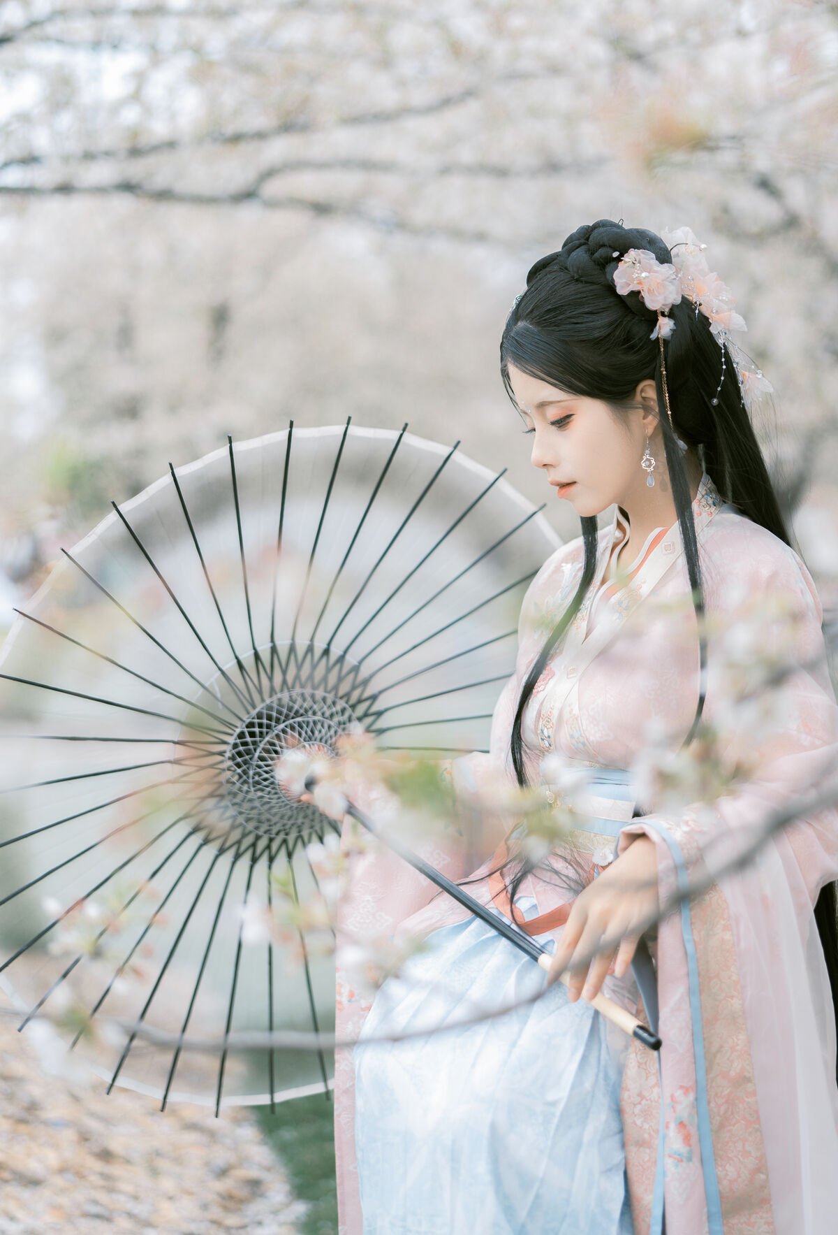 YiTuYu艺图语 Vol.8886 Gu Yan Yi