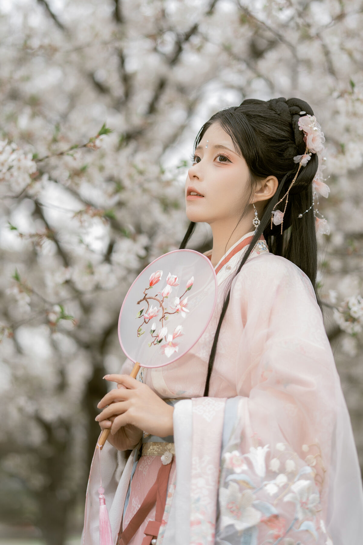 YiTuYu艺图语 Vol.8886 Gu Yan Yi