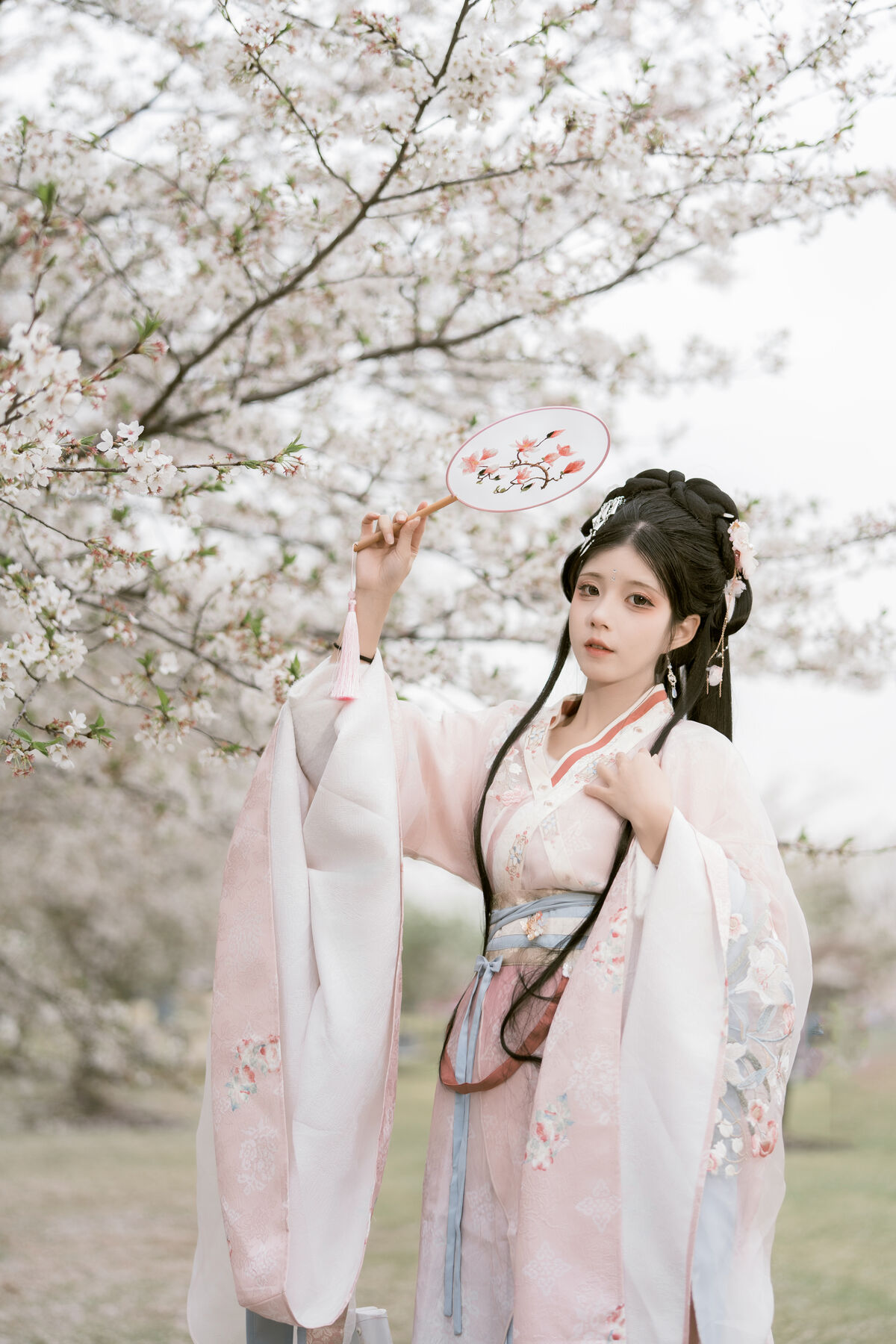 YiTuYu艺图语 Vol.8886 Gu Yan Yi