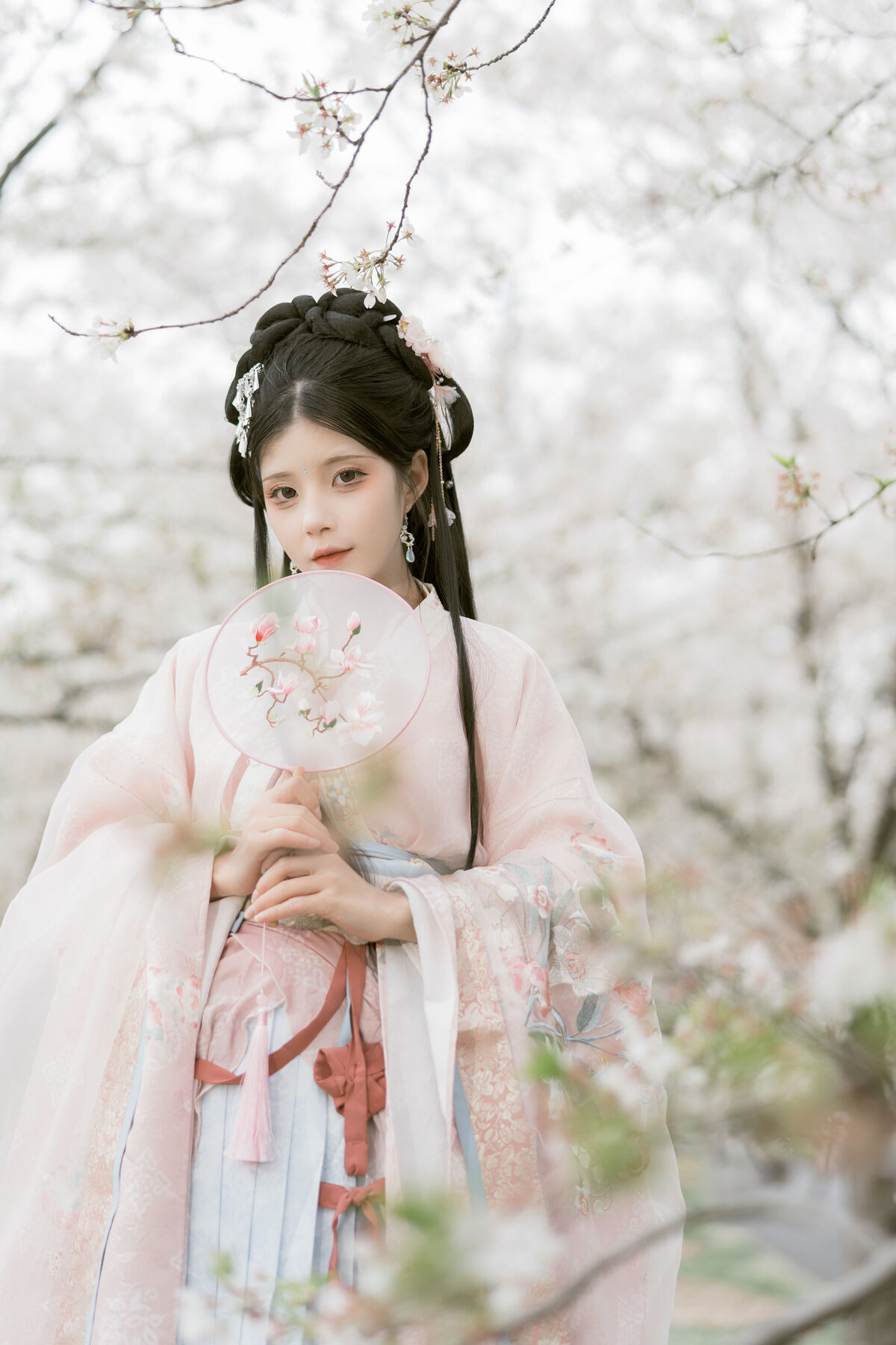 YiTuYu艺图语 Vol.8886 Gu Yan Yi