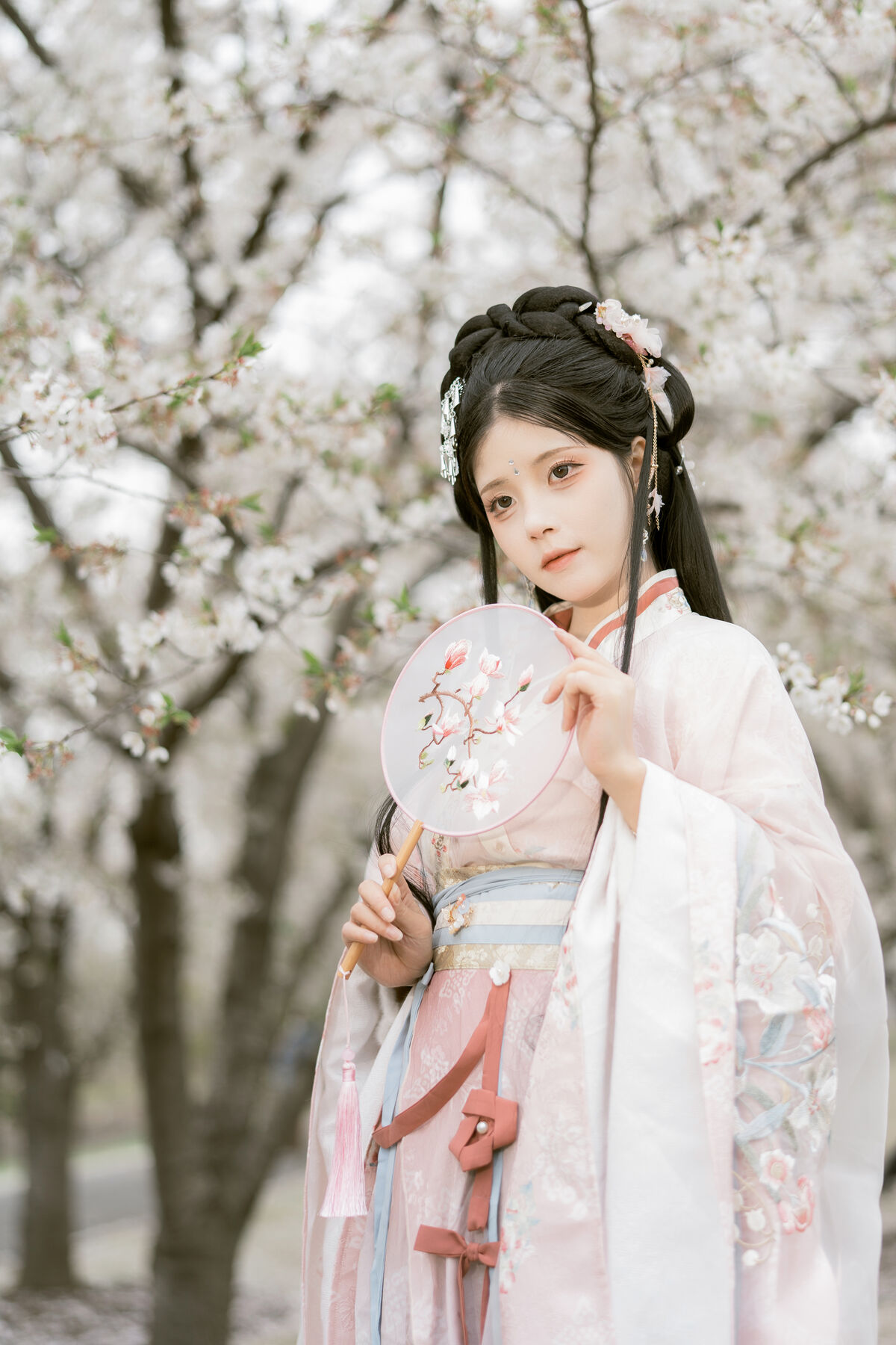 YiTuYu艺图语 Vol.8886 Gu Yan Yi