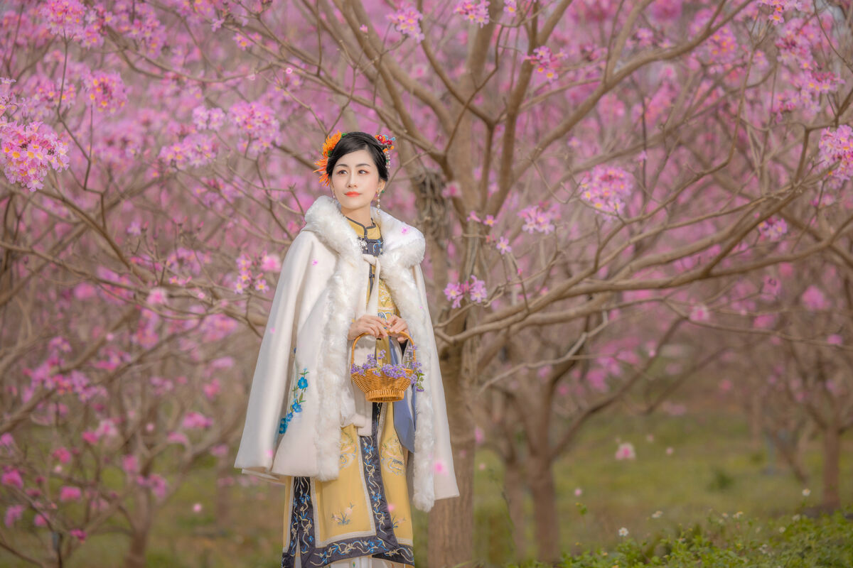 YiTuYu艺图语 Vol.8888 Tang Tang