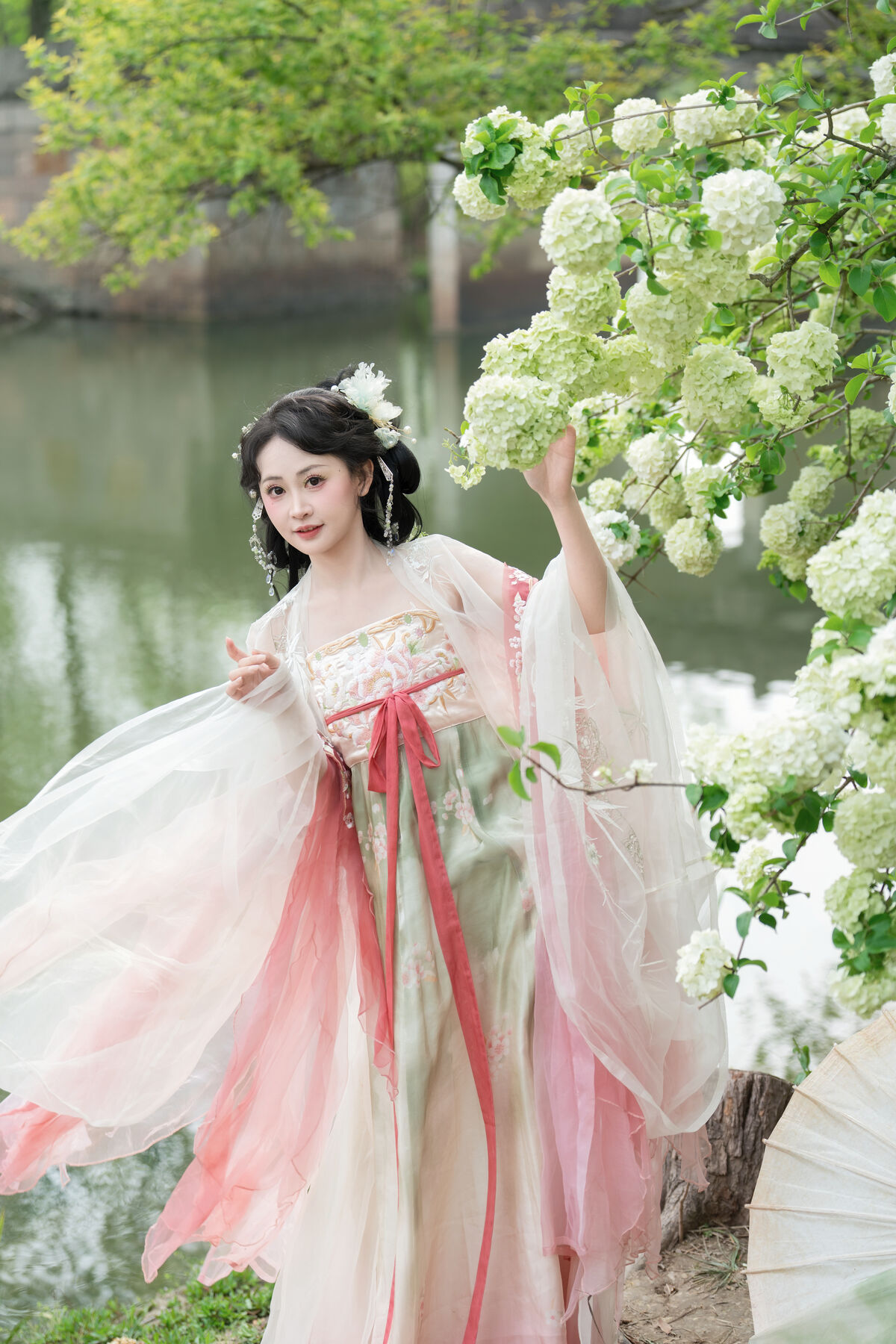 YiTuYu艺图语 Vol.8889 Jiao Yi Zhi Sui Sui