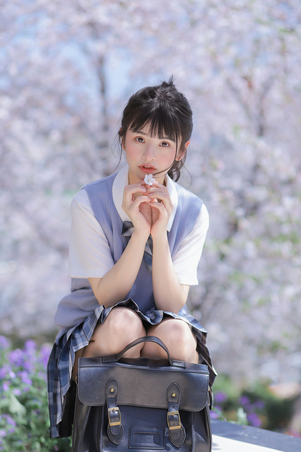 YiTuYu艺图语 Vol.8890 Zhuo Dao Yi Zhi Su Su